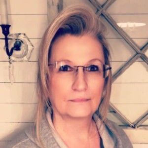 Meet your Posher, Darlene